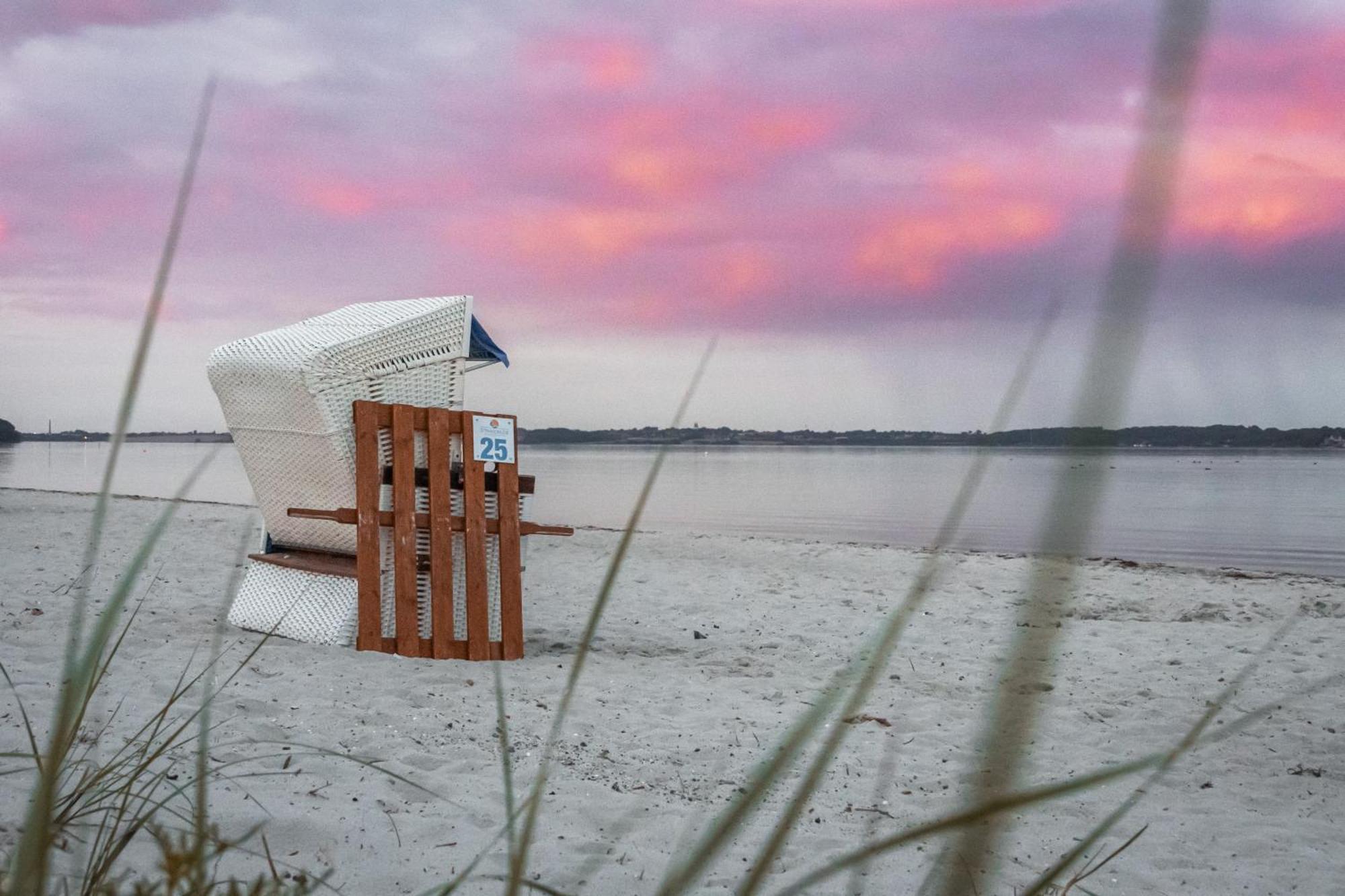 Ostsee-Strandhaus-Holnis Gluecksburg Ngoại thất bức ảnh